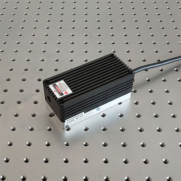 825nm IR Laser 4000mW Semiconductor Laser with Adjustable Power Supply - Click Image to Close